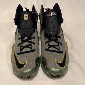 Nike Lebron XIII AS (GS), YOUTH. Size 6Y (new in box)